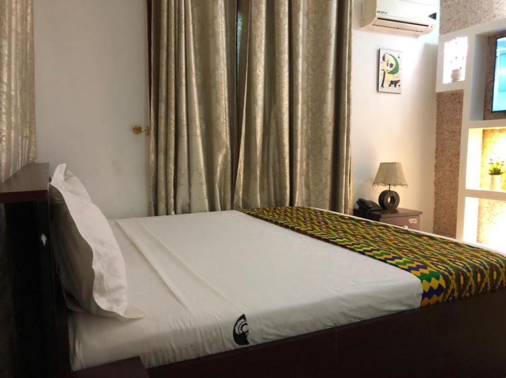 Ridma Hotel Accra Exteriör bild